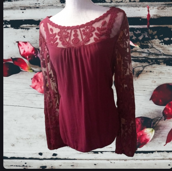 Burgundy & Lace Soft Knit Top by Xhilartion Sz XXL - Picture 1 of 9